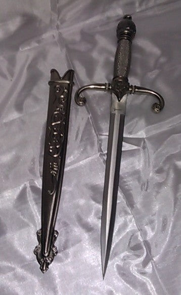 Royal Knight Dagger 17"